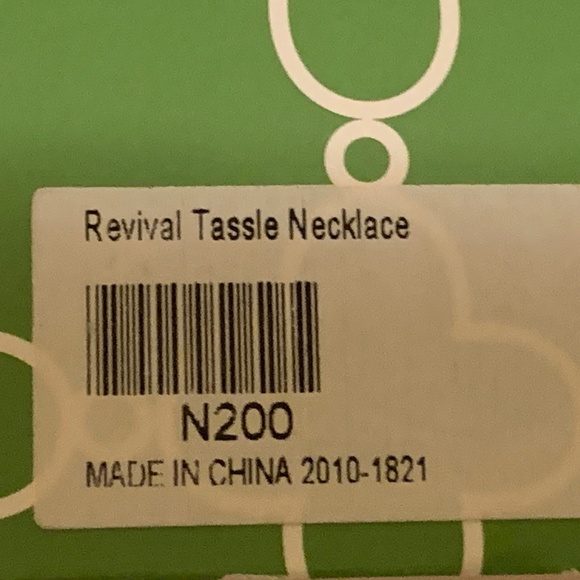 Stella & Dot ✨ Revival Tassel Necklace - Picture 6 of 6